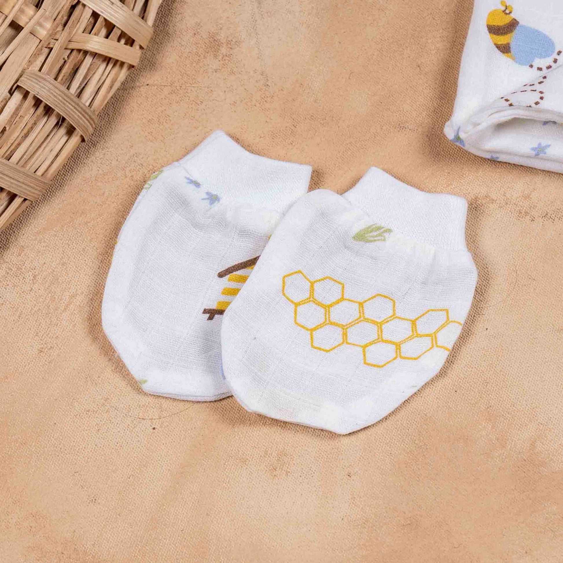 Busy Bee - New Born Gift Set